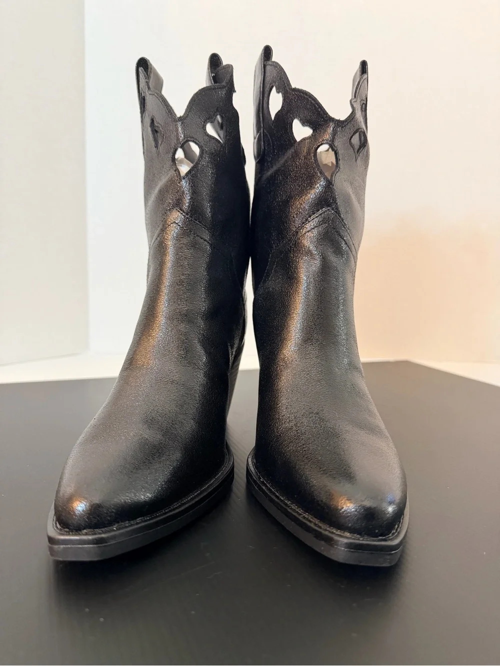 Black Shimmer Heart Shape Cutout Shaft Trim Western Ankle Booties Size 7